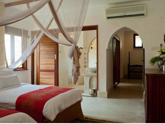 Swahili Villa Coco 2Br Apartment 700M To Beach Момбаса Экстерьер фото