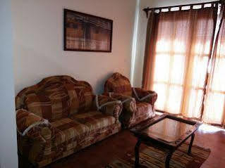 Swahili Villa Coco 2Br Apartment 700M To Beach Момбаса Экстерьер фото
