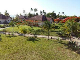Swahili Villa Coco 2Br Apartment 700M To Beach Момбаса Экстерьер фото